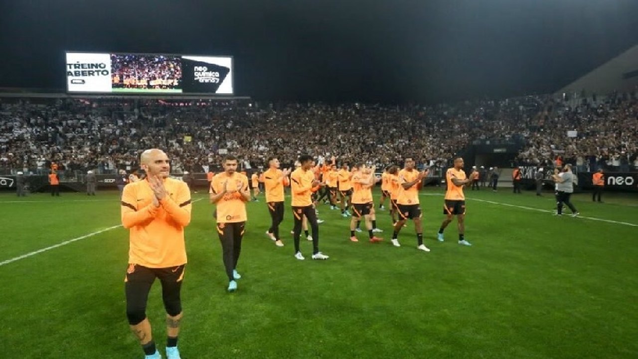 Corinthians faz treino aberto na Neo Química antes de final com o Flamengo