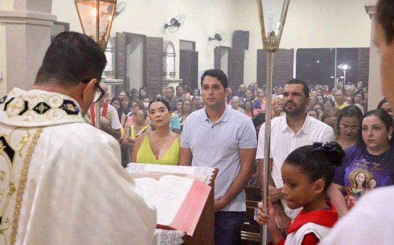 Vereador Nego das Brenhas participa de festa da Padroeira e ressalta fé do povo mundauense