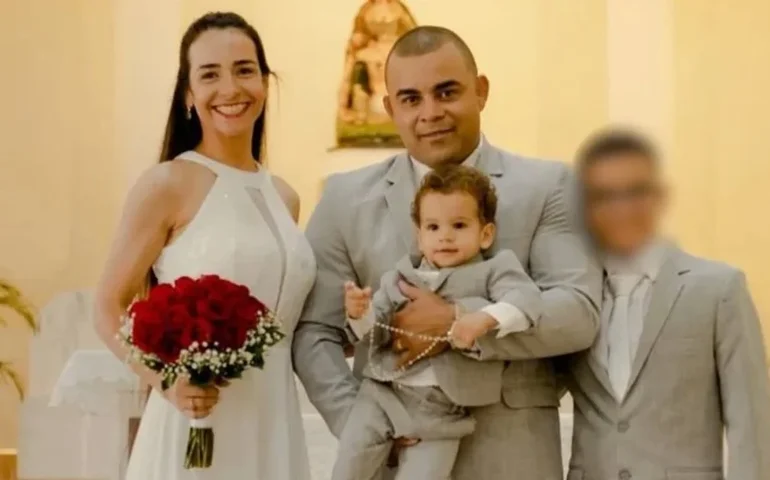 Adolescente que matou pais e irmão se inspirou em jogo de terror da internet, diz polícia