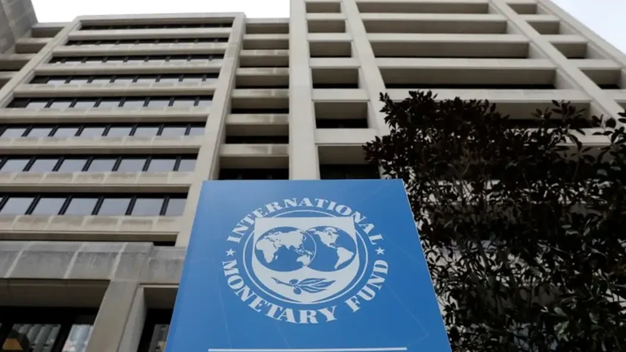 FMI vê trajetória de alta da dívida do Brasil, que deve alcançar 98,1% do PIB em cinco anos