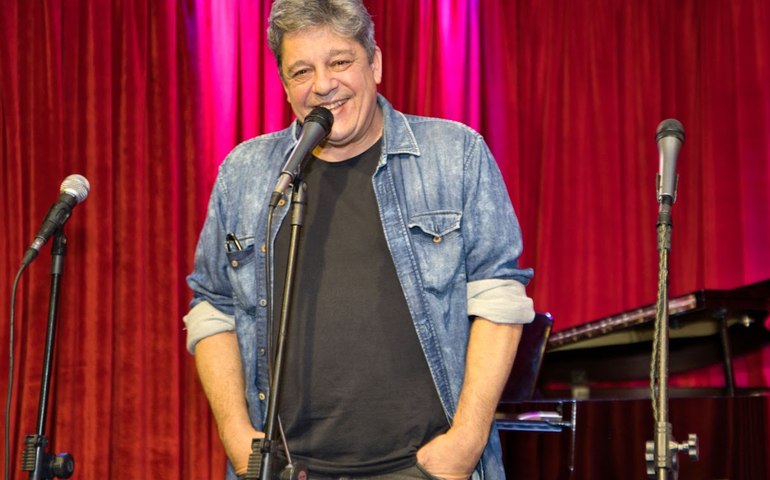 'Embaraço': Glênio Bohrer apresenta novo trabalho musical