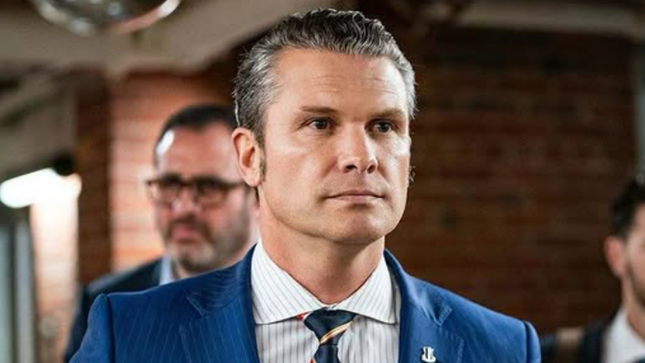 EUA: Grupo do Senado pressiona Pete Hegseth sobre qualificações para secretário de Defesa