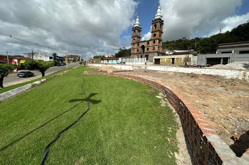 Praça da Igreja Nossa Senhora, em Pindorama, passa por reforma e será novo espaço de convivência para a comunidade