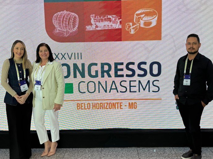 Limoeiro de Anadia reforça compromisso com a saúde pública durante congresso do Conasems em MG