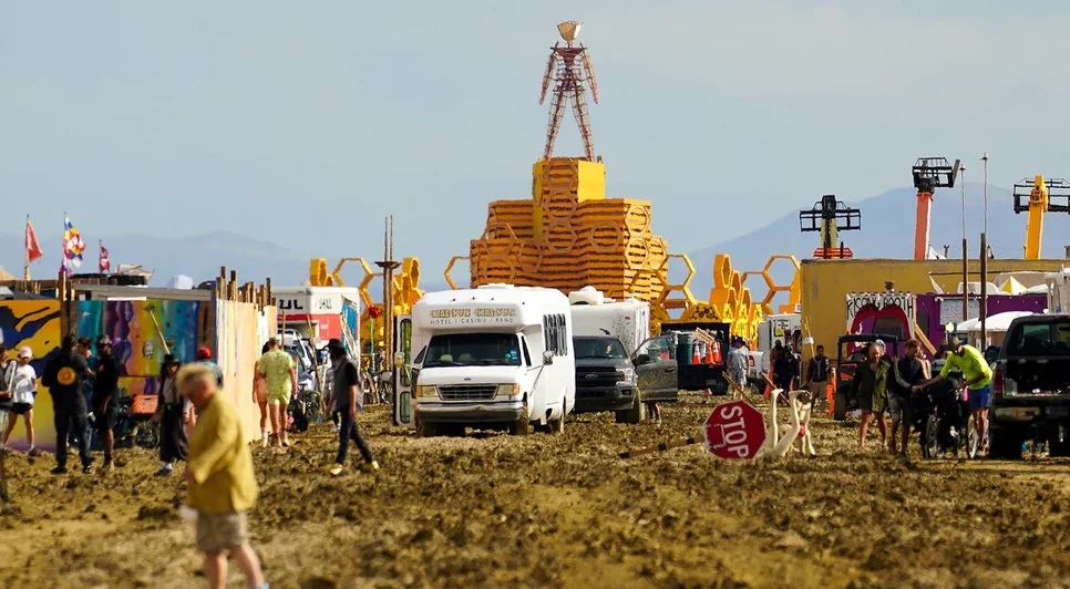 2023-09-03t201113z-899768733-rc2113ab6lvh-rtrmadp-3-usa-burningman