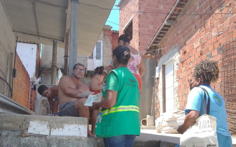 Desenvolvimento Sustentável recolhe recicláveis em ação de educação ambiental no Pontal da Barra