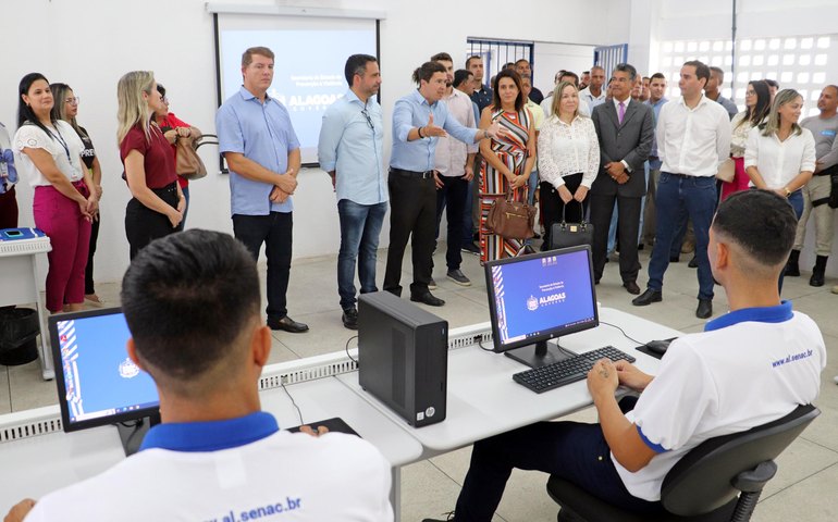 Socioeducandos iniciam curso de TI para ingressar no mercado de trabalho