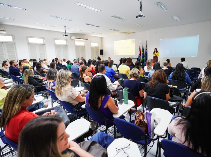Centro de Prevenção e Pósvenção ao Suicídio e Autolesão é apresentado na Escola de Governo