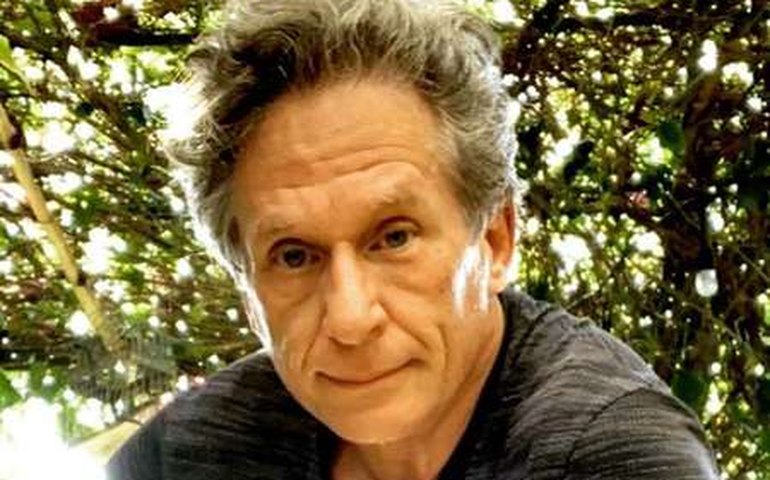 Escritor Sandro Cohen morre aos 67 anos, vítima de covid-19