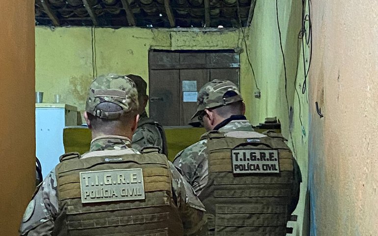 Operação prende dois acusados de crimes na região de Santana do Ipanema