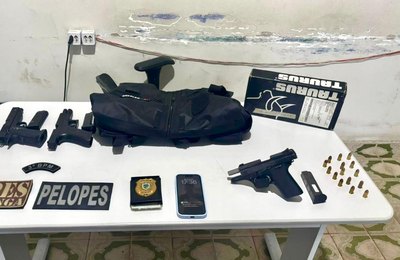 PM apreende arsenal e desmonta ponto de tráfico de drogas no interior