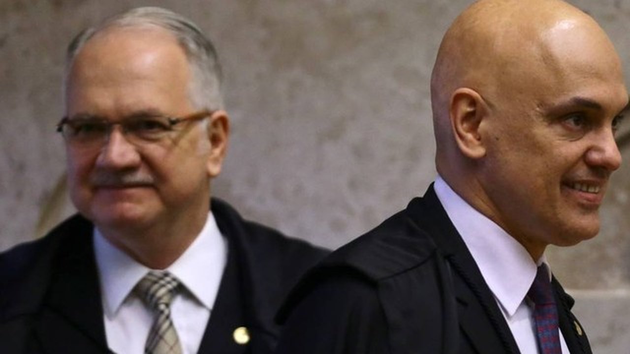 Moraes e Fachin deixam Planalto após reunião com Bolsonaro sem falar com imprensa