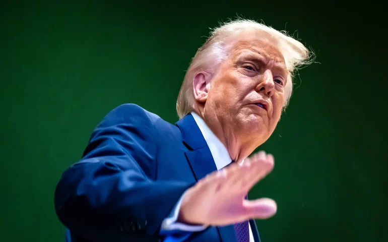 Governo Trump pretende bloquear ajuda externa de organizações que promovem o aborto, a diversidade, a inclusão e a identidade de gênero