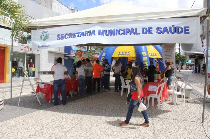 Arapiraca: trabalhadores são homenageados com ações no Centro