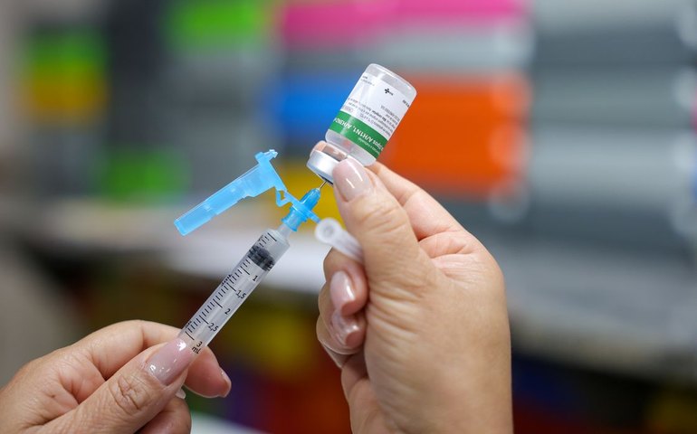 Atualização da Caderneta de Vacinação nas escolas vai até sexta-feira