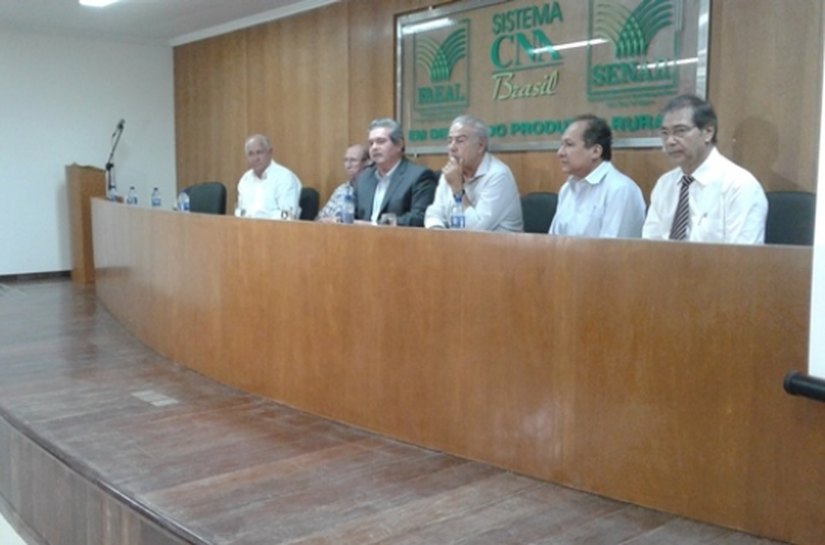 Produtores recebem orientações sobre clima para 2017