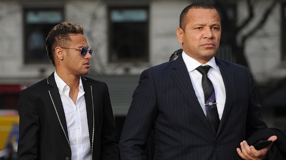 Neymar Pai fecha contrato de investimento imobiliário em Maceió