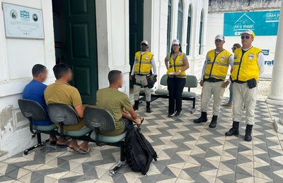 Ronda no Bairro apoia ações da PM e realiza atendimentos sociais em Maceió