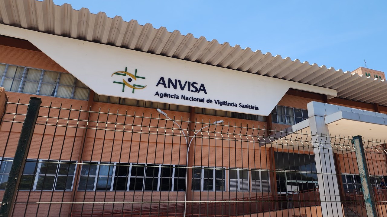 Cosméticos sem registro têm fabricação e venda proibidas pela Anvisa
