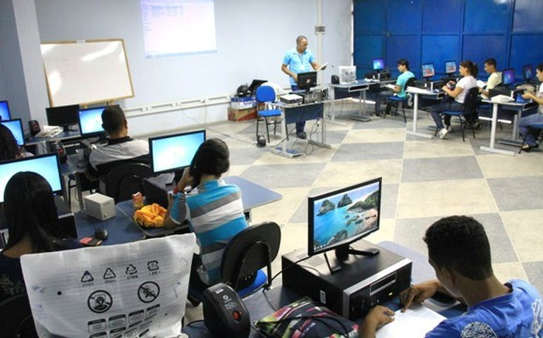 Vagas no Pronatec vão passar de 7,5 mil para 17 mil em Alagoas