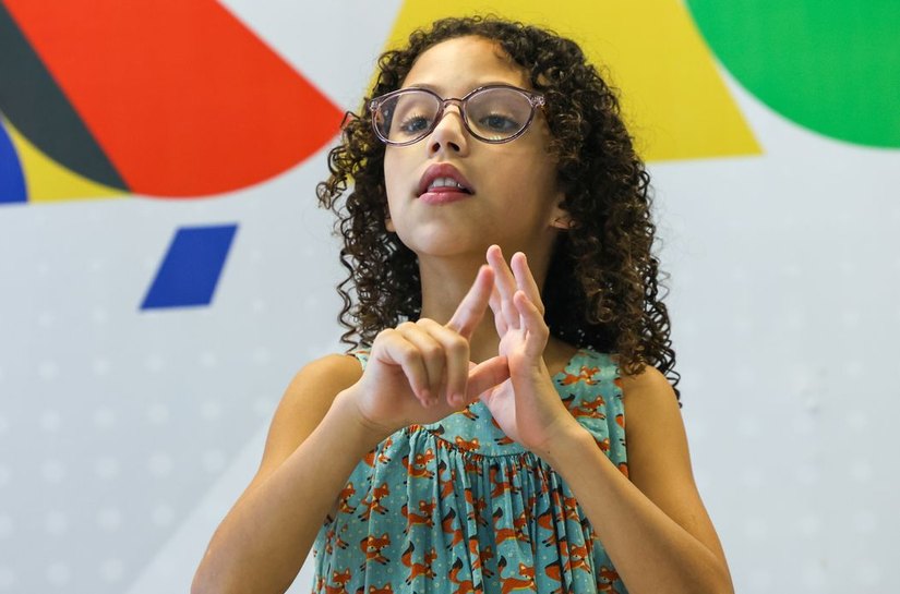 Enem: publicado o edital em Libras destinado a pessoas com deficiência