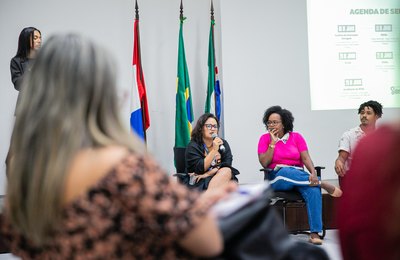 Roda de conversa discute sobre raça, vivências e representatividade em evento do Censo dos Servidores 2024