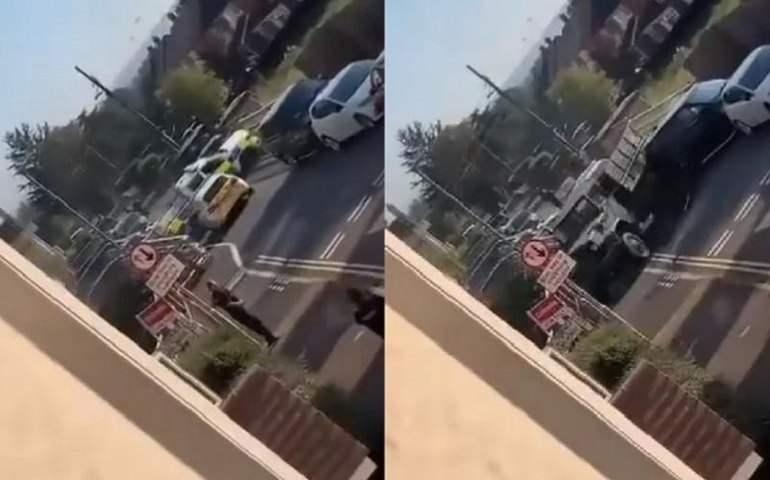 Britânico é preso após passar com caminhão militar sobre bloqueio policial; vídeo 