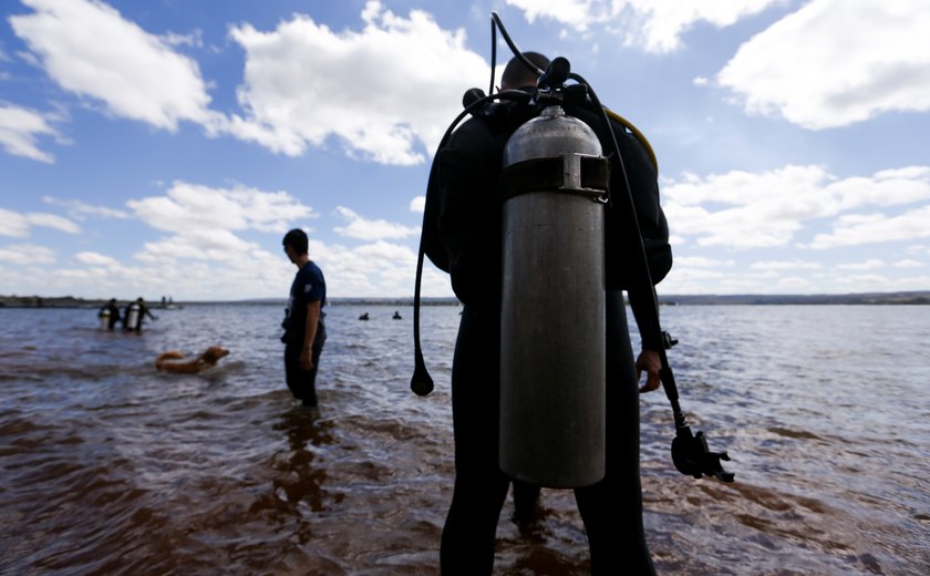 Homem com camisa do Brasil é encontrado morto no Lago Paranoá, em Brasília