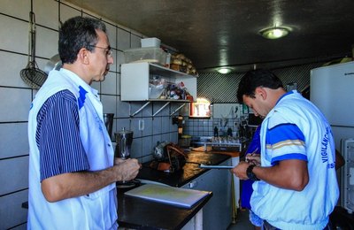 Vigilância Sanitária de Maceió intensifica fiscalização no verão