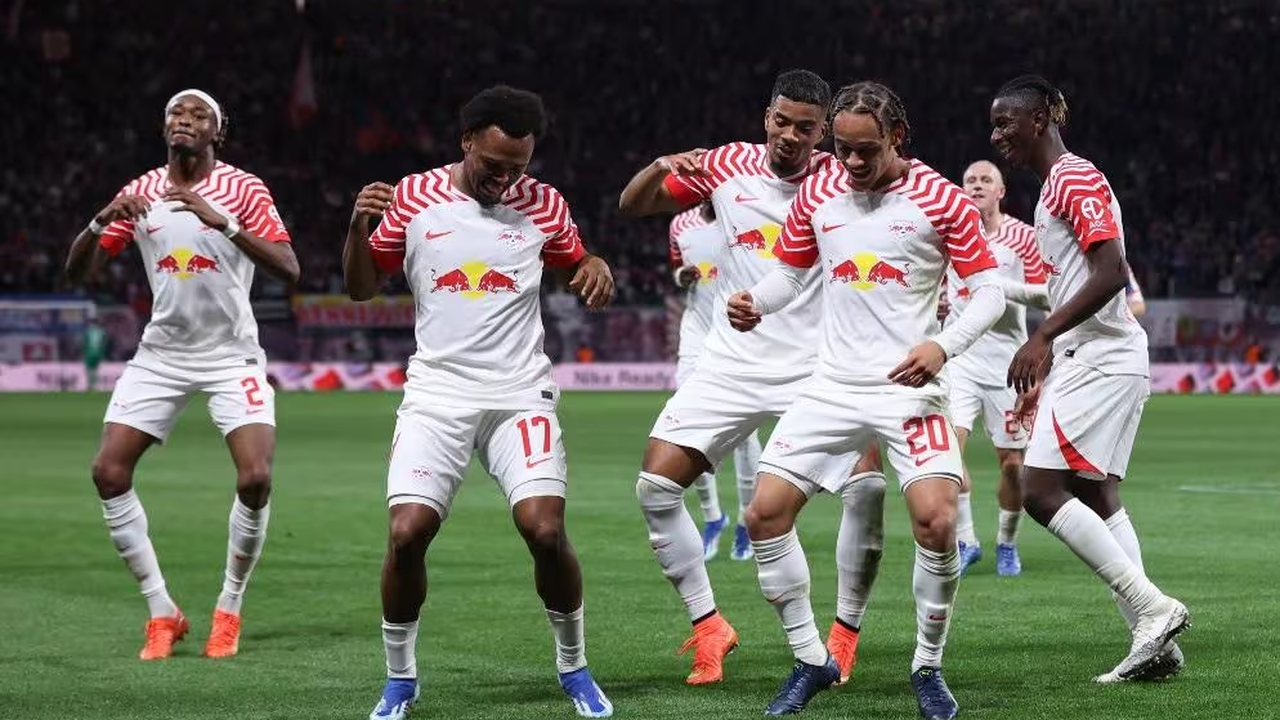 RB Leipzig goleia o Colônia e fica na cola do pelotão de frente do Campeonato Alemão