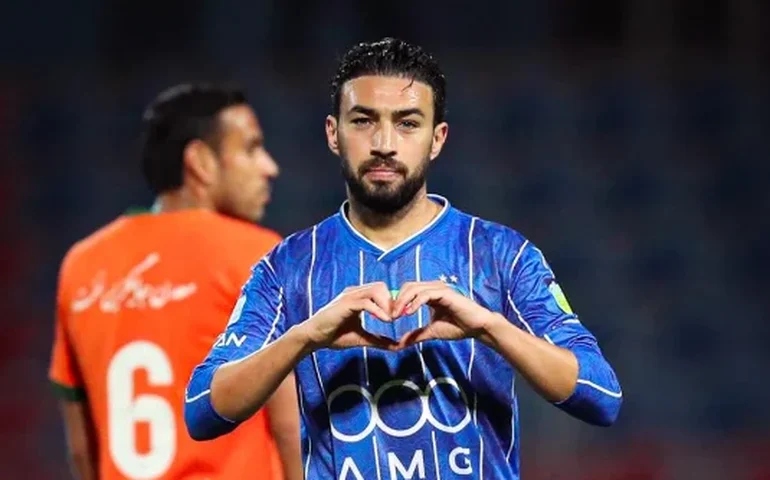 Ex-Barcelona Munir foge do Irã após ataques e cruza fronteira por terra: 'Não dá para relaxar, não dá para dormir'