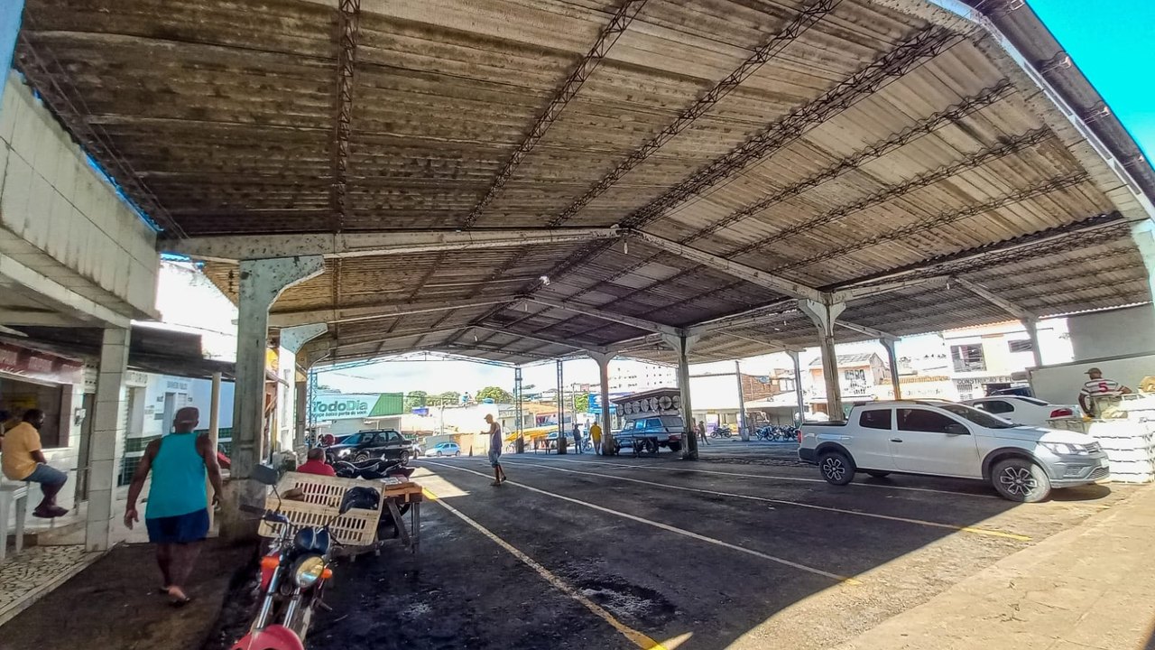 O mercado público da indigência e da imundície