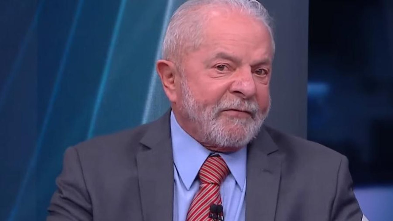 Eleições 2022: TSE suspende propaganda de Lula que associa Bolsonaro a armas