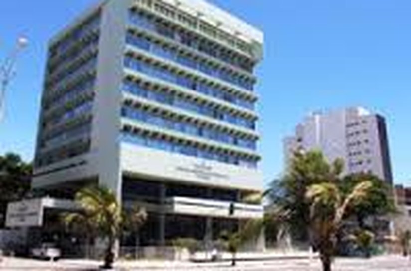 Presidente do TRT/AL suspende reintegração de trabalhadores do Lifal