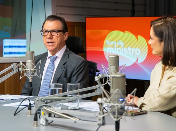 “Precisamos de uma economia que continue forte e crescendo”, afirma o ministro do Trabalho e Emprego