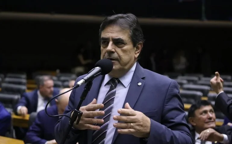 Comissão aprova proposta que suspende mudanças nas regras para importação de cacau africano