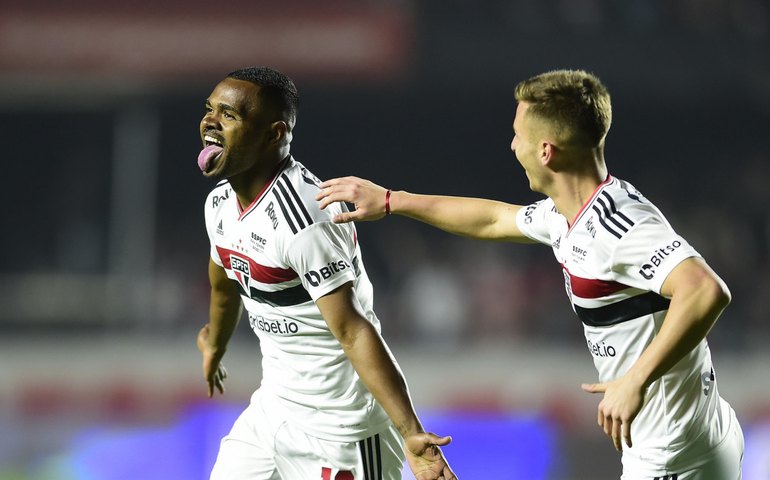 São Paulo ganha do Ceará com golaço de Nikão e abre vantagem na Sul-Americana