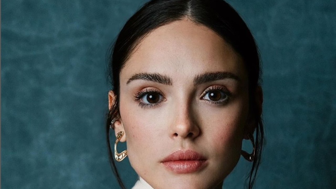 Isabelle Drummond relembra bastidor de 'Sítio do Picapau Amarelo' e conta: 'Minha mãe diz que eu botava a peruca e ficava mais doida ainda'