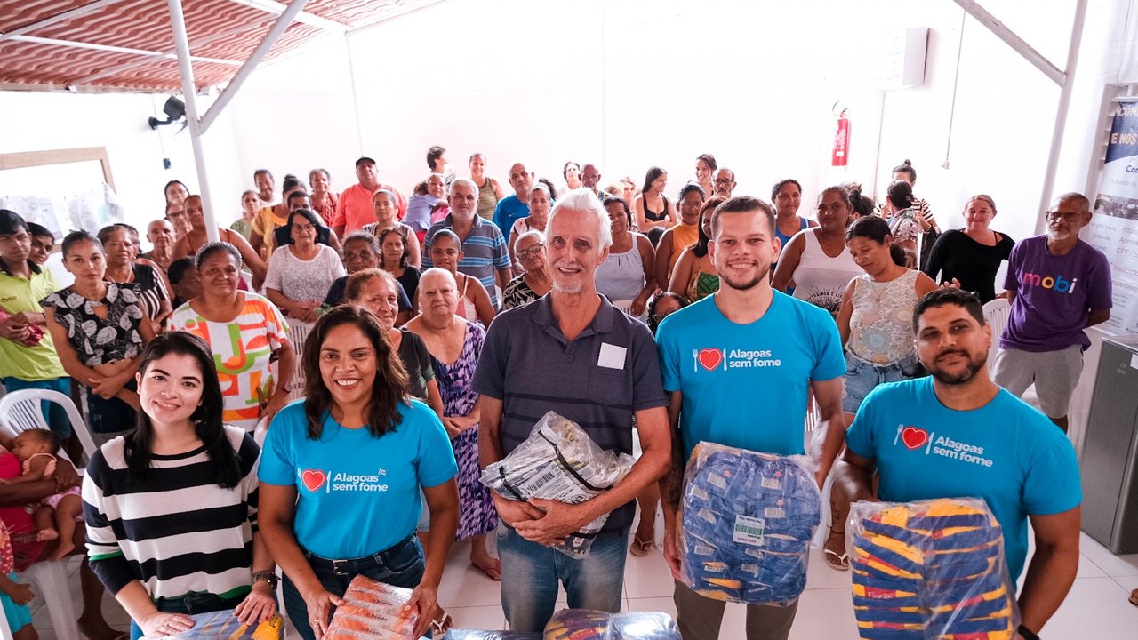 Alagoas Sem Fome chega a 50ª entrega de alimentos e beneficia entidade no Benedito Bentes