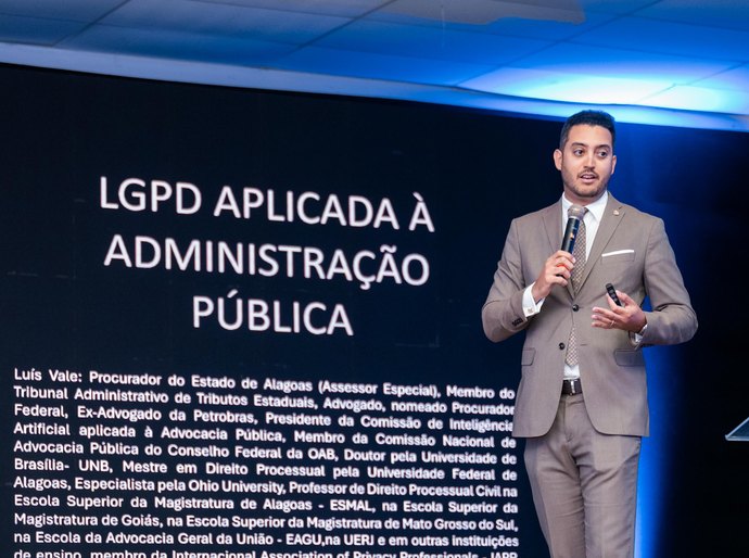 Comitê Estadual de Proteção de Dados é tema de palestras em simpósio