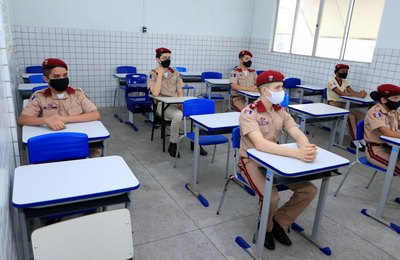 Com 1.500 concorrentes, lista de seleção para o Colégio Tiradentes divulgada pela Seduc