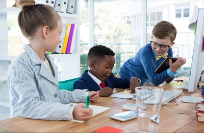 Estimular crianças ao empreendedorismo infantil desenvolve capacidades para a vida