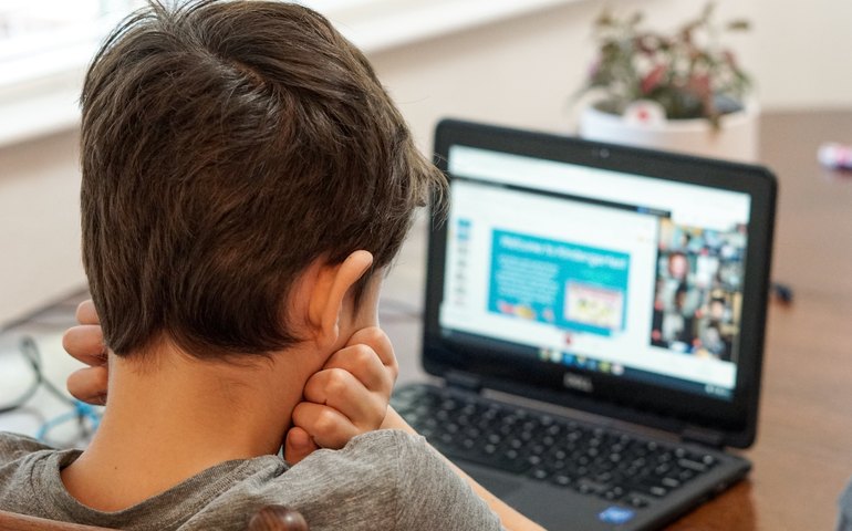 Sites educacionais enviaram dados de estudantes para empresas