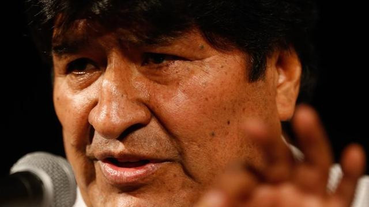 Evo Morales faz viagem não programada para Cuba por motivos de saúde
