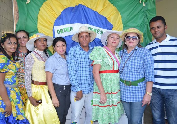 Abertura dos festejos juninos de Canapi foi iniciado com o &#8220;Arraiá no ritmo da seleção&#8221;