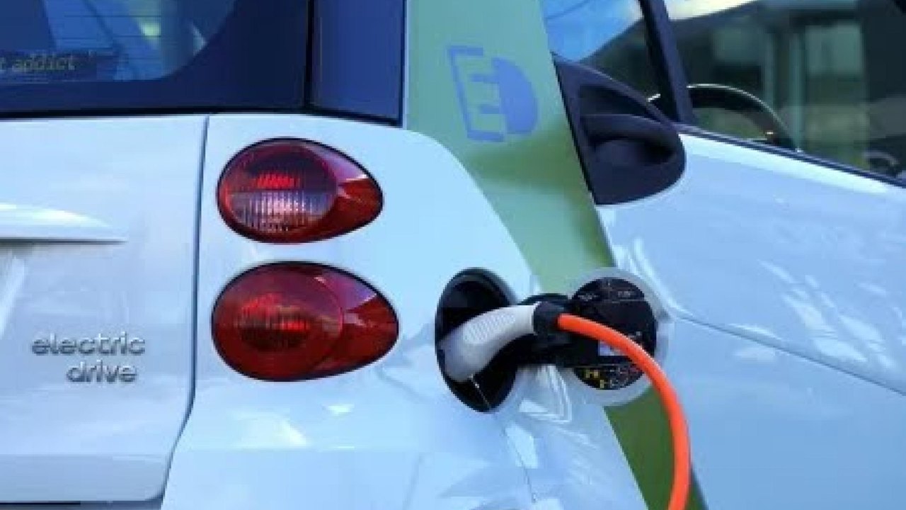Isenção de IPVA para carros elétricos contribui para avanço das vendas do setor
