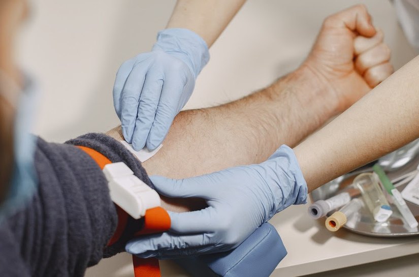 Tirou sangue e ficou com hematoma no braço? Entenda os motivos