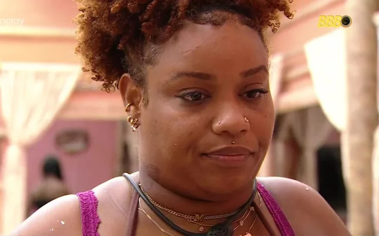 Eliminada do 'BBB 25', Camilla comenta sobre ser a 'vilã' da edição e diz não ser agressiva