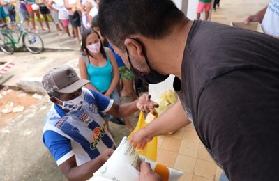 Seagri retoma as atividades do Programa do Leite e alimento começa a ser distribuído