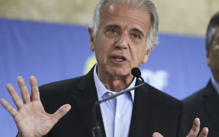 Múcio sobre julgamento de Bolsonaro: 'Lema das Forças Armadas é respeitar decisão da Justiça'